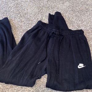 Black Nike sweatpants